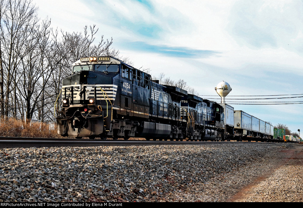 NS 4054 on 24X